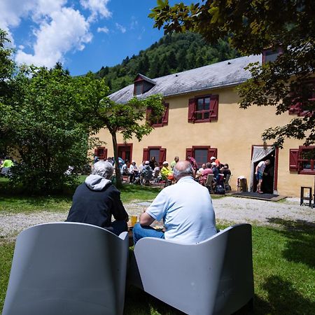Gite Auberge Les Cascades La Mongie Exterior photo