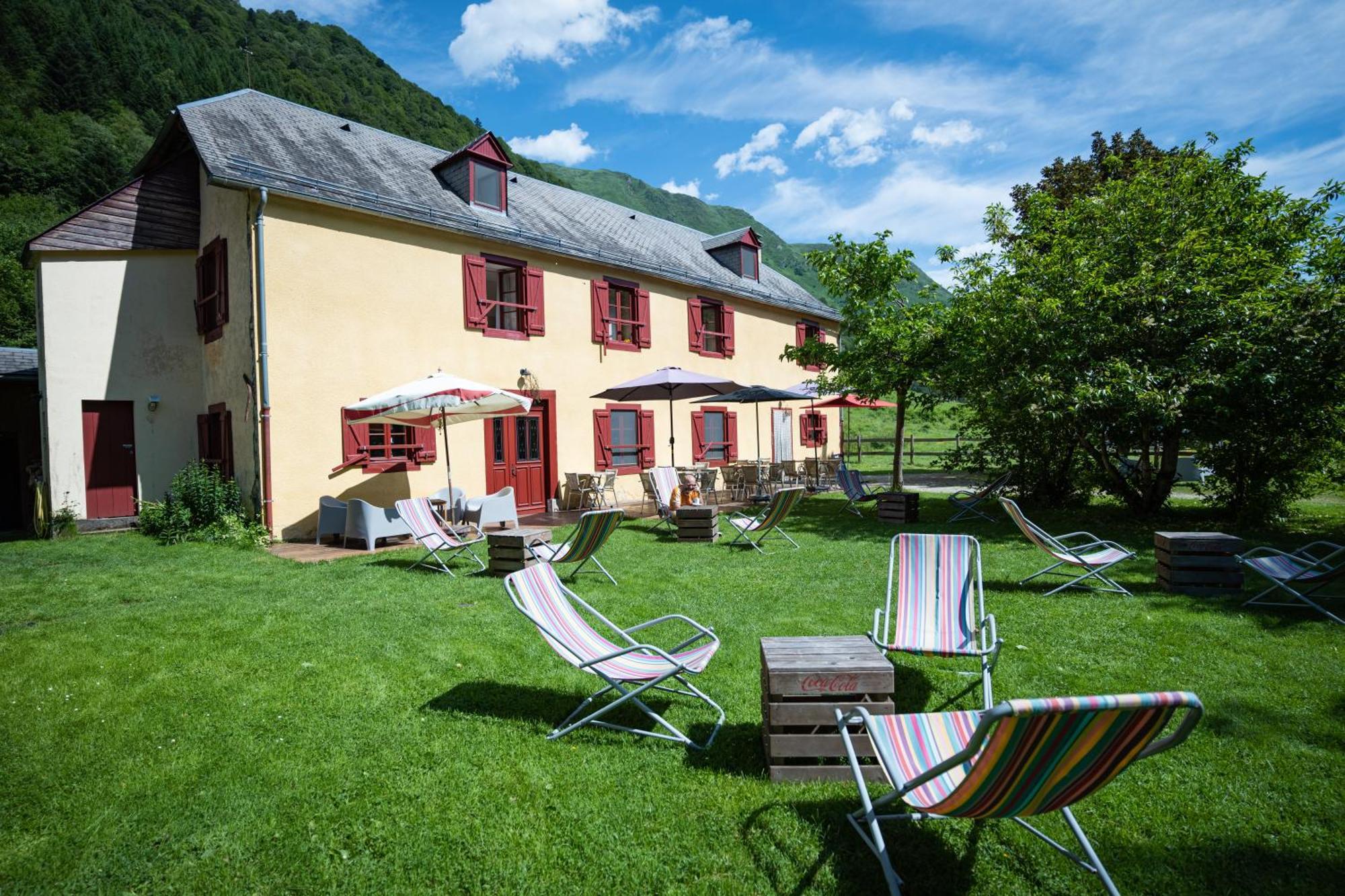 Gite Auberge Les Cascades La Mongie Exterior photo